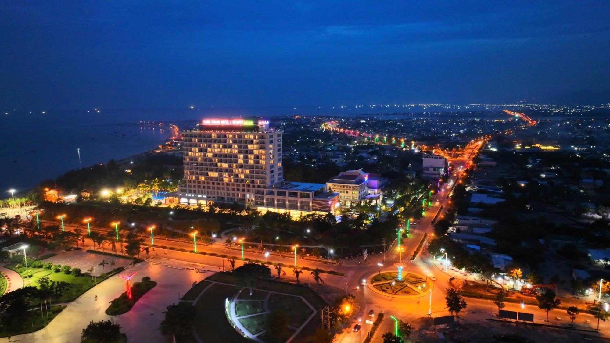 Long Thuan Hotel & Resort Фанранг Экстерьер фото