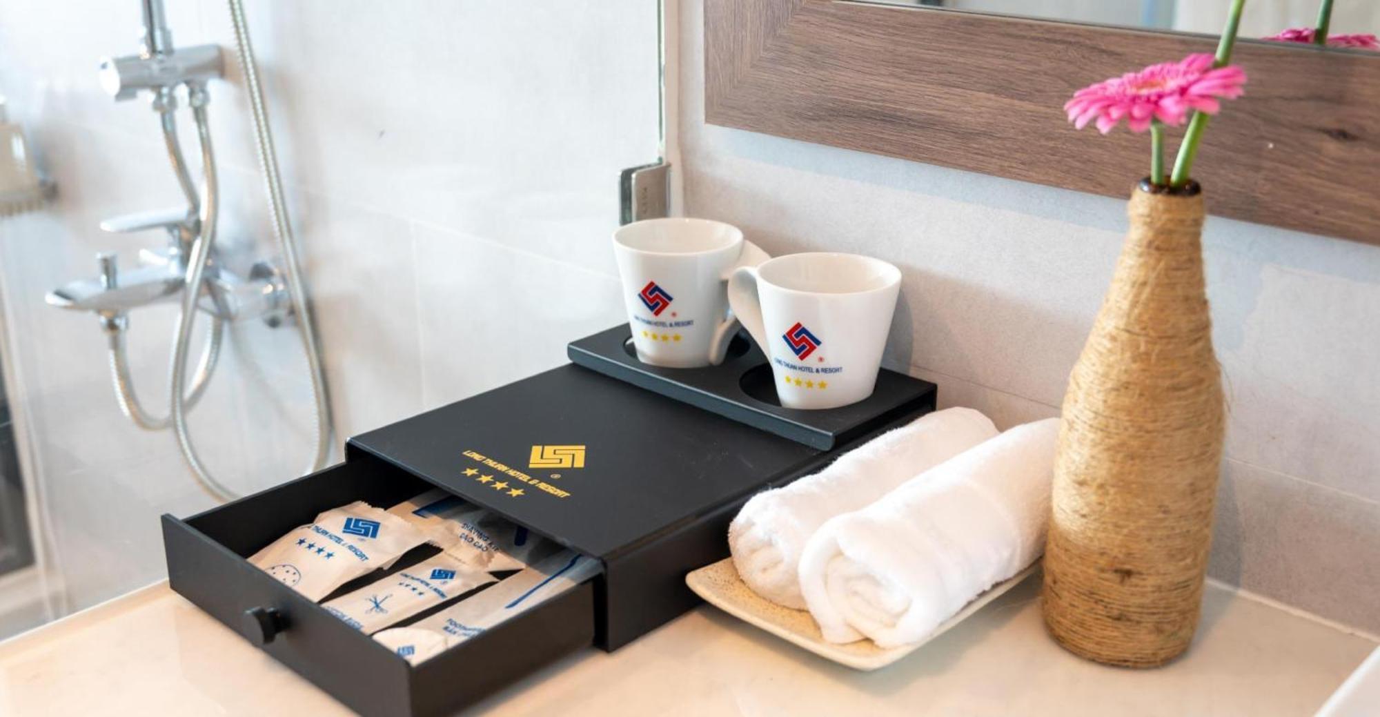 Long Thuan Hotel & Resort Фанранг Экстерьер фото